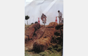 1 JOUR 1 SOUVENIR &quot;RETRO&quot; ANNEE 1981