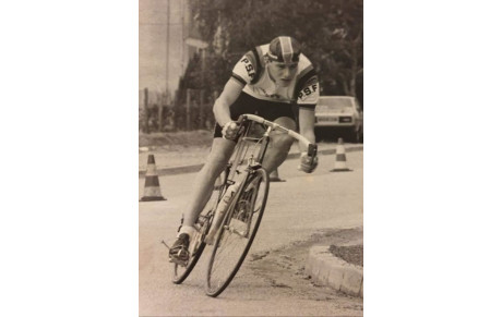 1 JOUR 1 SOUVENIR &quot;RETRO&quot;